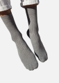 Kolorowe skarpetki szare w prążek