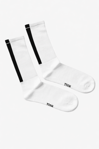 Sportowe skarpetki czarne ribowane z białym paskiem